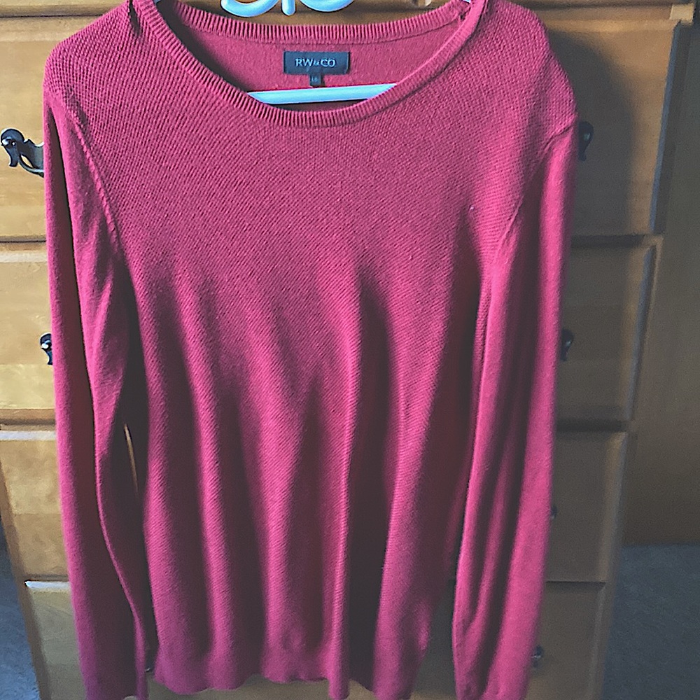 RW&CO mens sweater L . Dark red.
